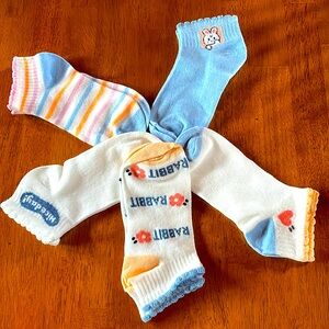 Ankle socks Adult Bundle of 5 Pairs Rabbit theme and pastels. NEW